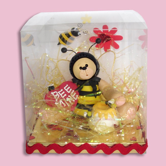 BELLY BEAR BEE Personalized Valentine Ornament in Gift Box - Handmade Polymer Clay