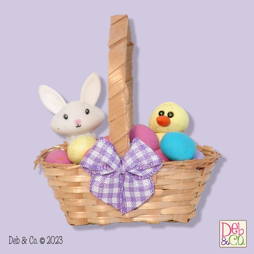 Small Straw Easter Basket with Bunny, Chick and Eggs Handmade Polymer Clay Easter Decor